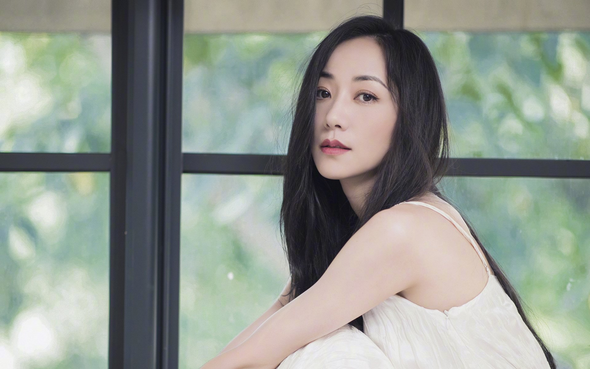 FB体育入口-《多平台联动直播:打造全景式的电竞观看体验》,多屏直播互动的平台