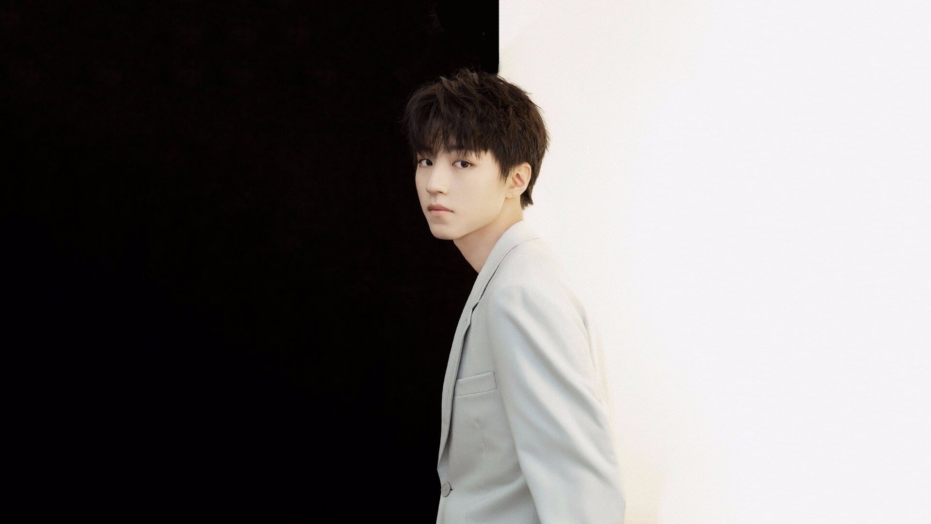 FB体育官方-迈阿密热火“钢铁防线”让人敬畏，季后赛非常值得期待！，迈阿密热火队百度百科