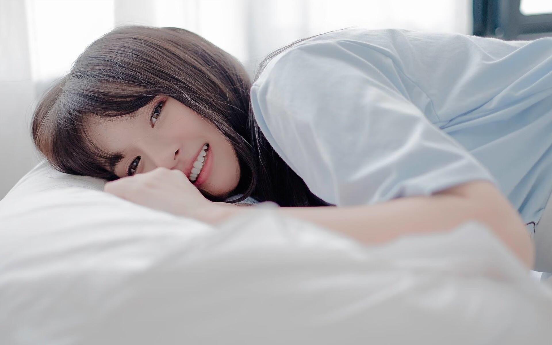 fb体育app官网-世界体操锦标赛女子全能决赛，中国小将斩获银牌，世界体操锦标赛2021